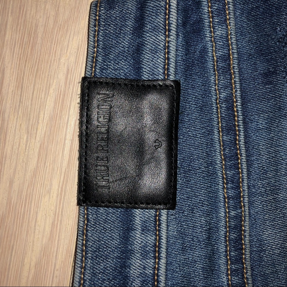 True Religion Low Rise Jeans Shorts - Picture 3 of 4